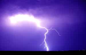 lightning-in-midland-1540375-639x412